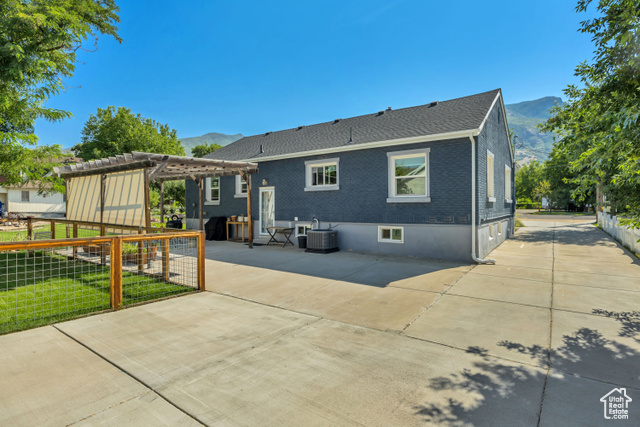 Photo 5 for MLS #2103518 at 38 S 300 West