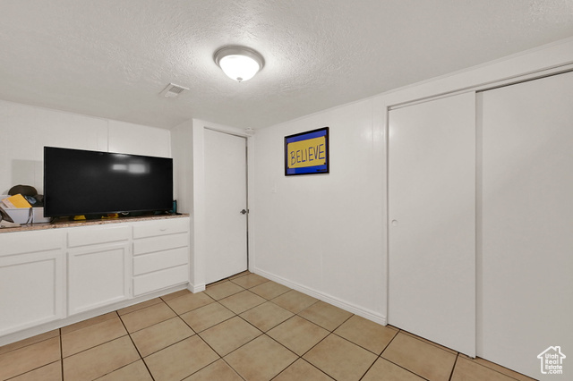 Photo 23 for MLS #2103523 at 848 N Poinsettia Dr