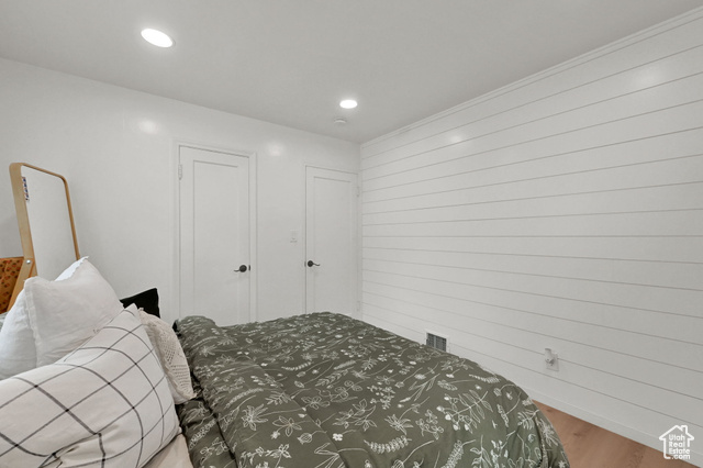 Photo 10 for MLS #2103523 at 848 N Poinsettia Dr