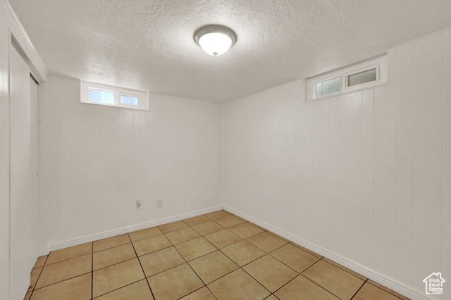Photo 24 for MLS #2103523 at 848 N Poinsettia Dr