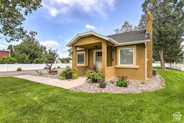 MLS #2103554 - 25 S 100 East