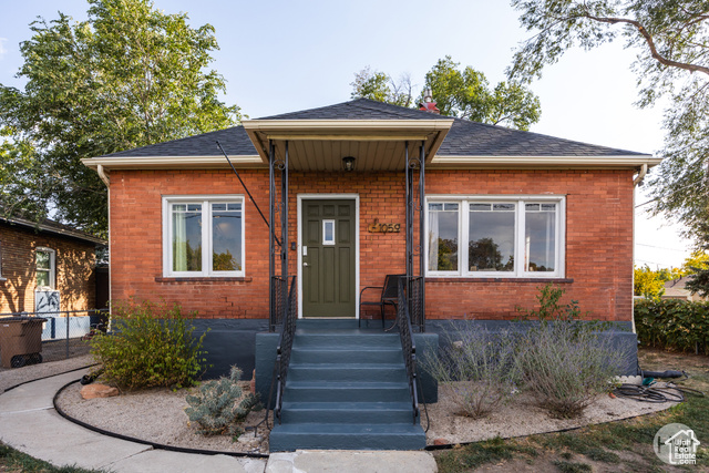 1059 W 400 N, Salt Lake City UT 84116
