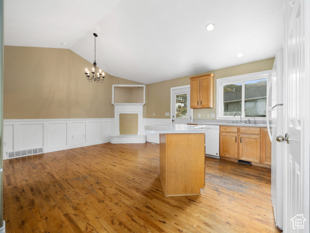 Photo 4 for MLS #2103586 at 442 E 1250 South