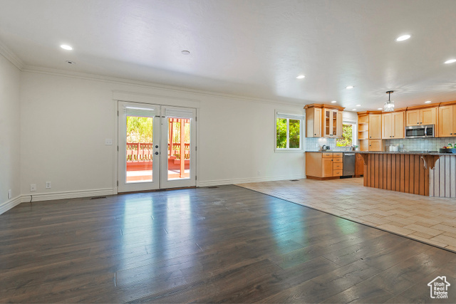 Photo 7 for MLS #2103610 at 932 N Northridge
