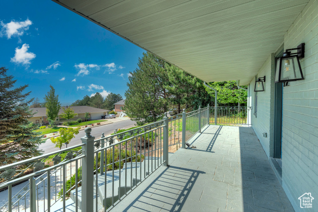 Photo 34 for MLS #2103610 at 932 N Northridge