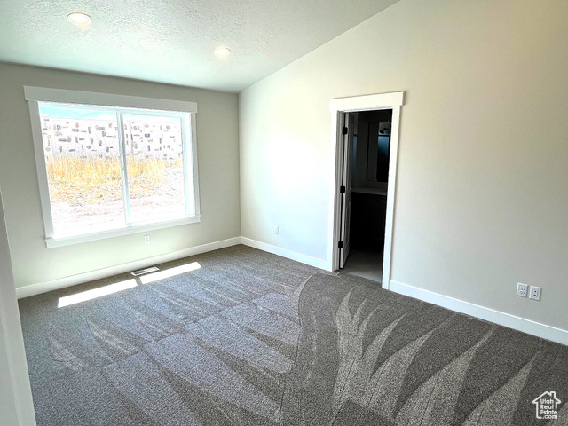 Photo 9 for MLS #2103618 at 1226 N Berra Blvd