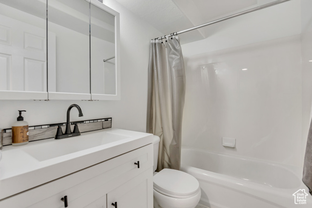 Photo 31 for MLS #2103623 at 6298 W Liza Ln