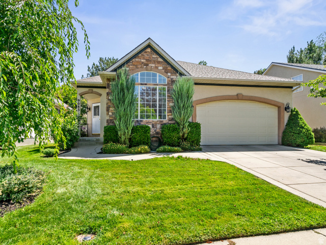 9083 S Enchanted Oak Ln
                     MLS #2103631