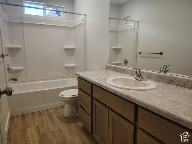 Photo 17 for MLS #2103637 at 2057 N Loxley Dr