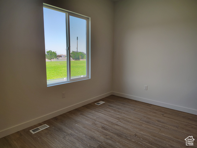 Photo 7 for MLS #2103637 at 2057 N Loxley Dr