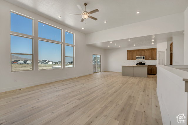 Photo 8 for MLS #2103653 at 328 S Osborne Ct #809