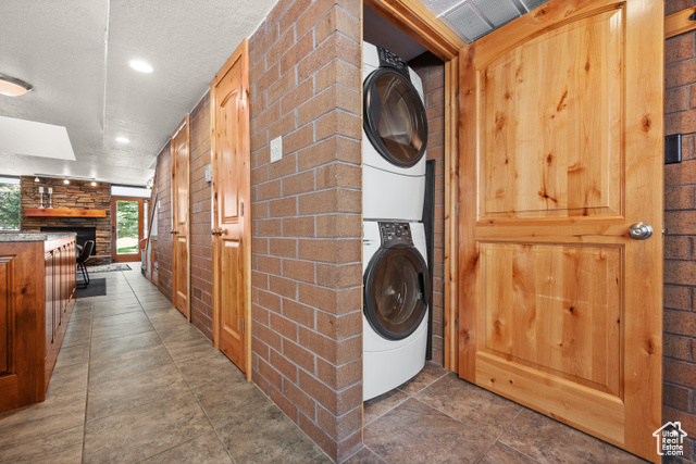 Photo 12 for MLS #2103666 at 1792 Captain Molly Dr #298