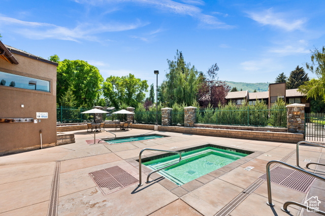 Photo 27 for MLS #2103666 at 1792 Captain Molly Dr #298