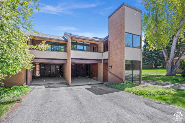Photo 26 for MLS #2103666 at 1792 Captain Molly Dr #298
