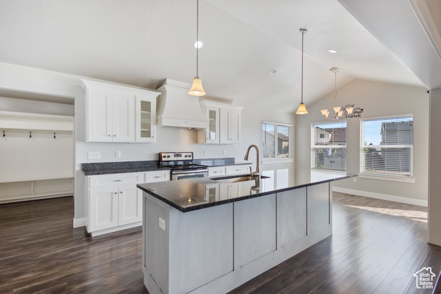 Photo 8 for MLS #2103676 at 583 Sunset Dr