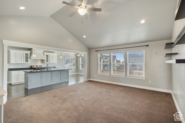 Photo 6 for MLS #2103676 at 583 Sunset Dr