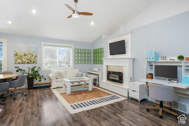 Photo 10 for MLS #2103679 at 435 E 600 North