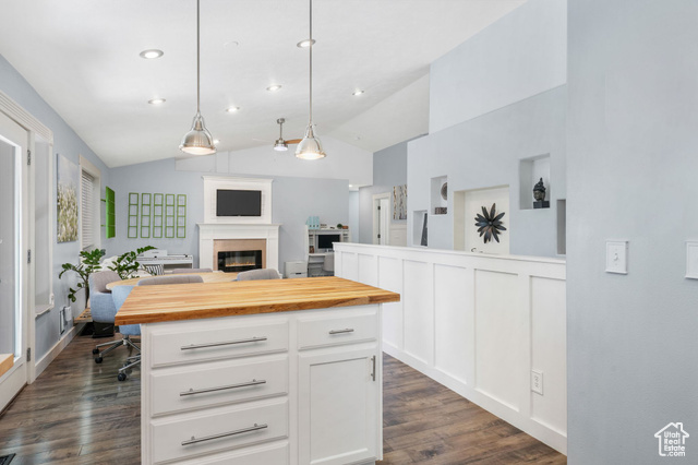 Photo 9 for MLS #2103679 at 435 E 600 North