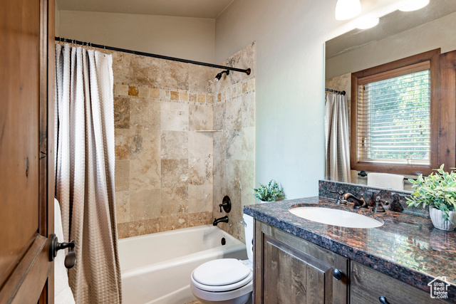 Photo 32 for MLS #2103689 at 3239 Creek Rd