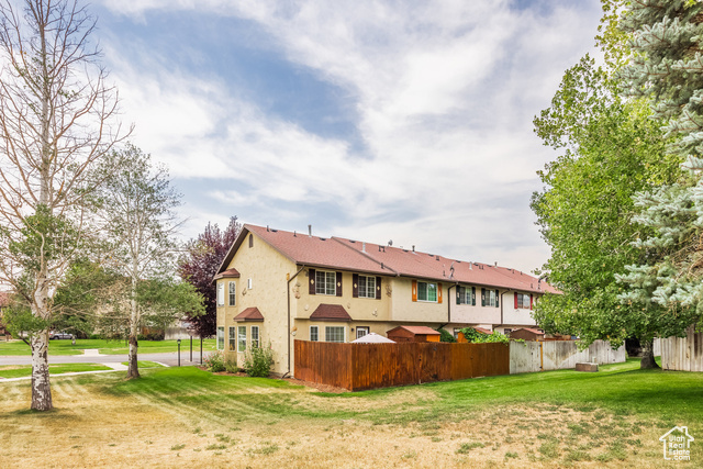 Photo 36 for MLS #2103691 at 893 Zurich Ln