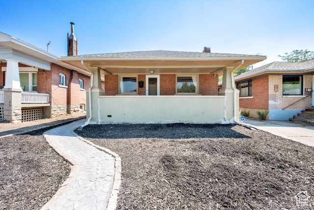 Photo 4 for MLS #2103713 at 352 E Garfield Ave