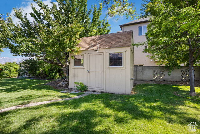 Photo 39 for MLS #2103714 at 1429 Connie Way