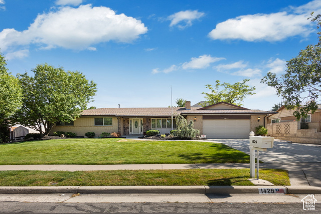 Photo 2 for MLS #2103714 at 1429 Connie Way