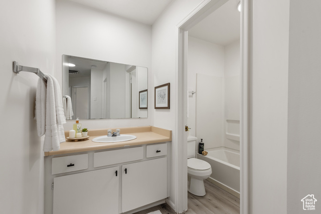 Photo 19 for MLS #2103732 at 241 E Crestone Ave #16A