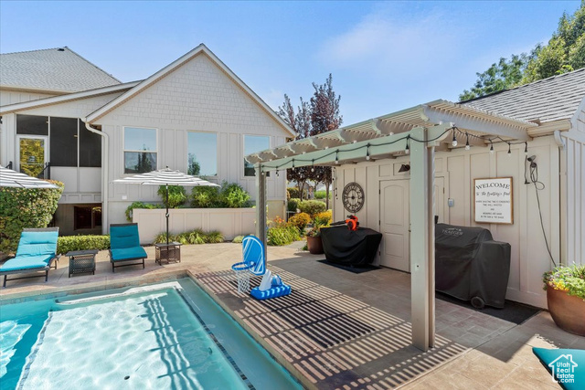 Photo 41 for MLS #2103733 at 129 N Mountain Vistas Rd