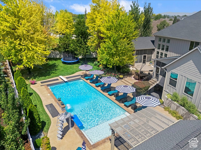 Photo 48 for MLS #2103733 at 129 N Mountain Vistas Rd