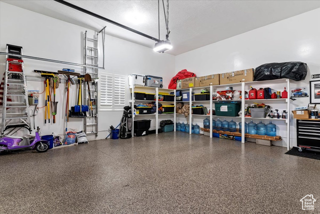 Photo 34 for MLS #2103733 at 129 N Mountain Vistas Rd