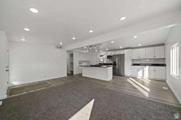 Photo 4 for MLS #2103736 at 758 E 3rd St