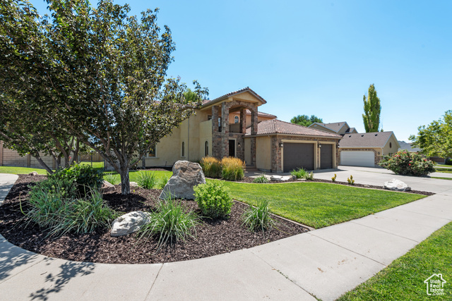 Photo 3 for MLS #2103787 at 6683 S Alice Susanna Ln