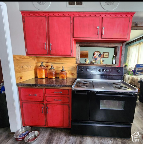 Photo 8 for MLS #2103806 at 102 S Main St