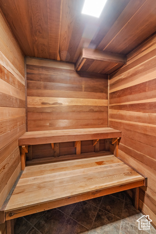 Photo 37 for MLS #2103814 at 1644 E Pebble Beach Cir