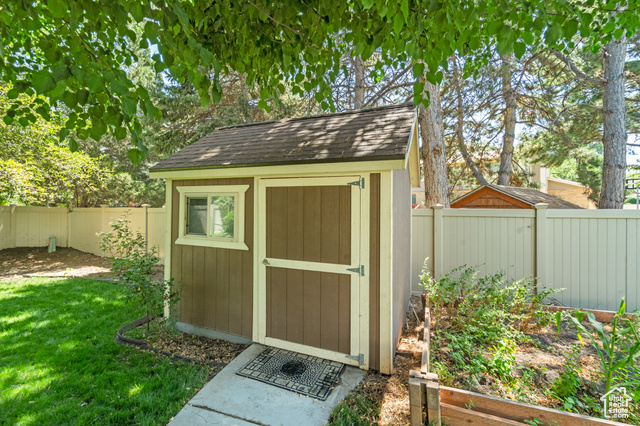 Photo 53 for MLS #2103814 at 1644 E Pebble Beach Cir