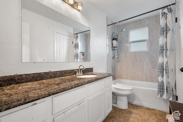 Photo 13 for MLS #2103904 at 3305 W Kingsbrook Ave