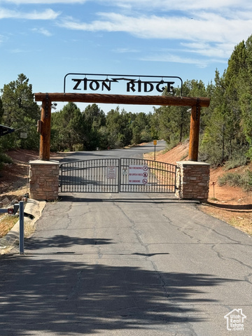 662 S ZION DR, Orderville UT 84758