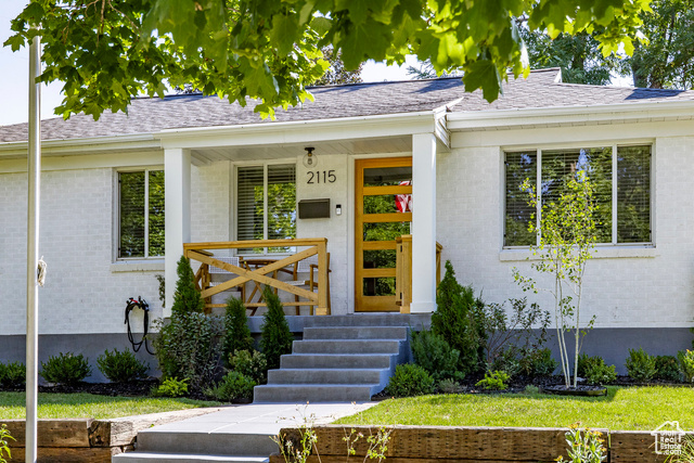 Photo 32 for MLS #2103918 at 2115 S Wyoming St