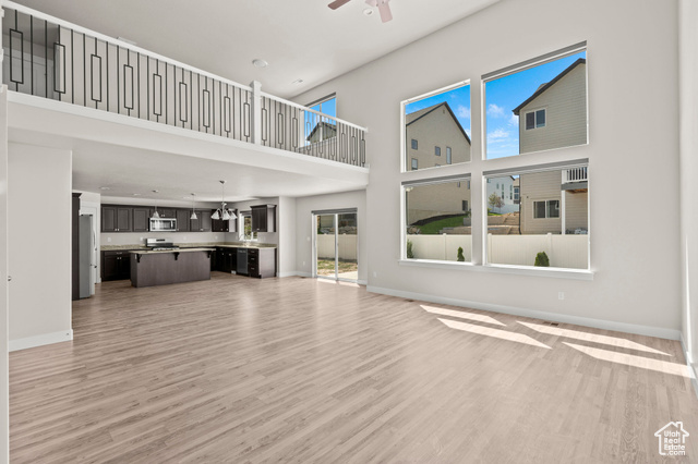 Photo 9 for MLS #2103960 at 1453 W Linen Way