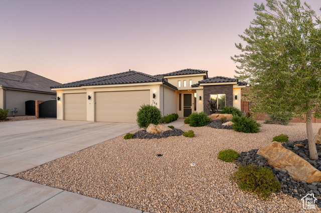 MLS #2104013                     located at 746 N Sandy Talus Dr,
                     Washington, UT