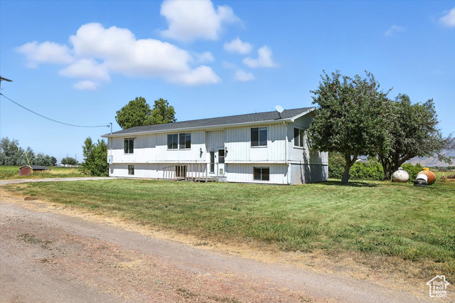 Photo 8 for MLS #2104019 at 2306 S Pelican Pond Rd