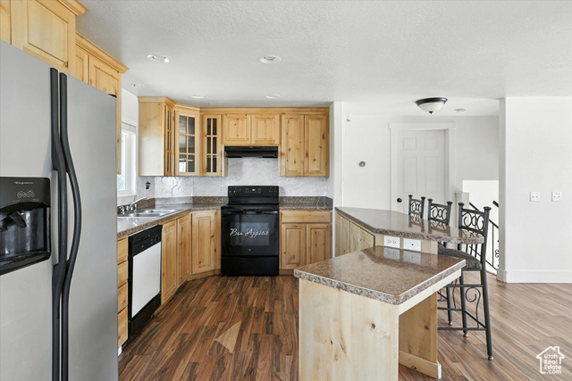 Photo 15 for MLS #2104019 at 2306 S Pelican Pond Rd