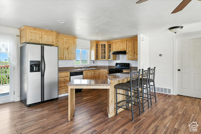 Photo 14 for MLS #2104019 at 2306 S Pelican Pond Rd