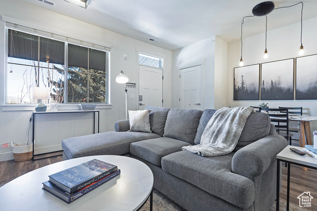 Photo 10 for MLS #2104021 at 695 E Main St #R-200