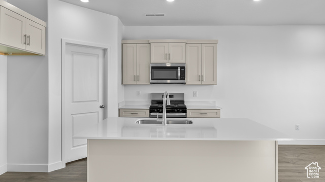 Photo 11 for MLS #2104030 at 1858 S Cyclone Dr #257