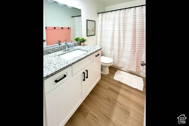Photo 12 for MLS #2104032 at 379 N Sunrise Dr
