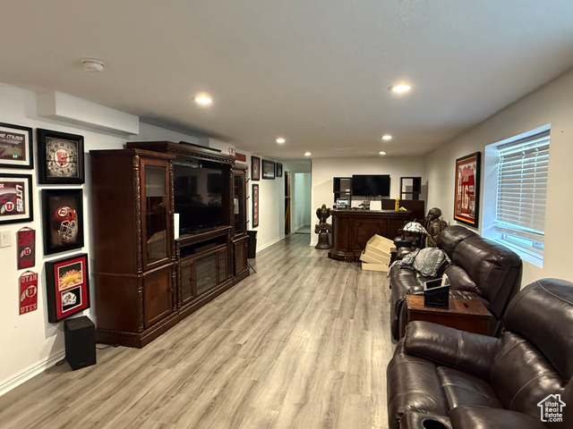 Photo 17 for MLS #2104036 at 1918 S 2465 West