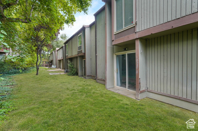 Photo 19 for MLS #2104043 at 5508 S Willow Ln