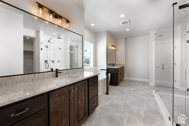 Photo 12 for MLS #2104097 at 2758 S Eagle Dr #06